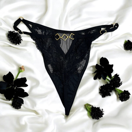 Tanga noir en dentelle avec bijou losanges dorés - PM01GBLK