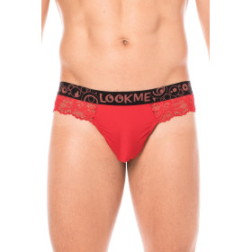 String rouge en dentelle délicate 